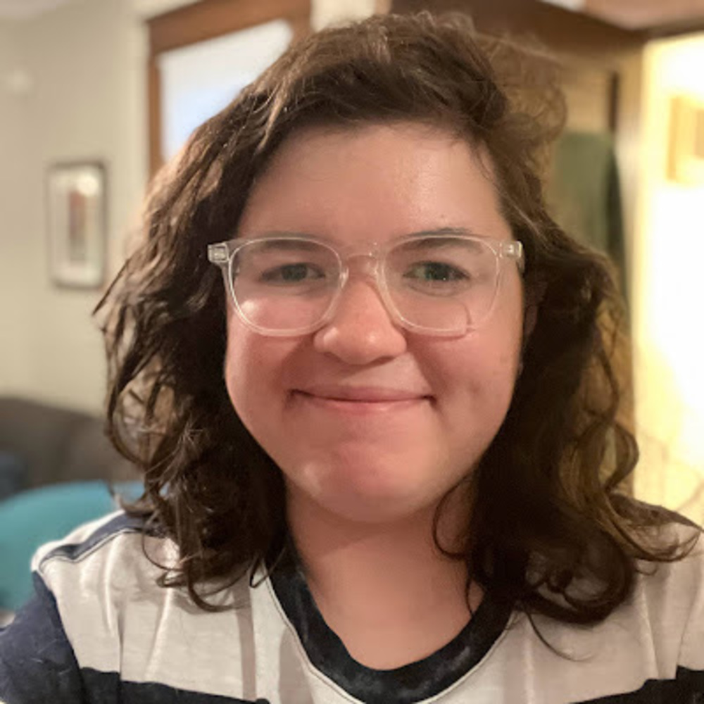 Meet your Posher, Rebecca